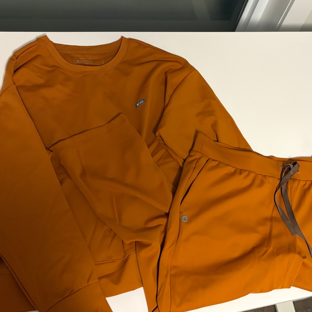 FIGS Burnt Orange Set